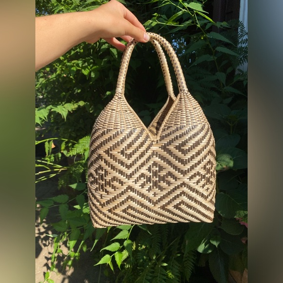 NWOT Handmade Natural Fiber Basket Purse - Picture 4 of 9